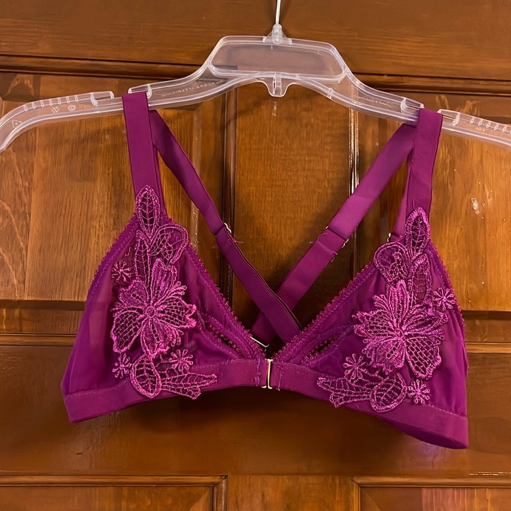 Honeydew Medium Bra